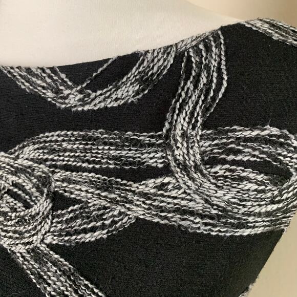 Vintage Cache Size 8 Three D Embroidered Texture Sheath Dress Black White Career - Picture 5 of 7